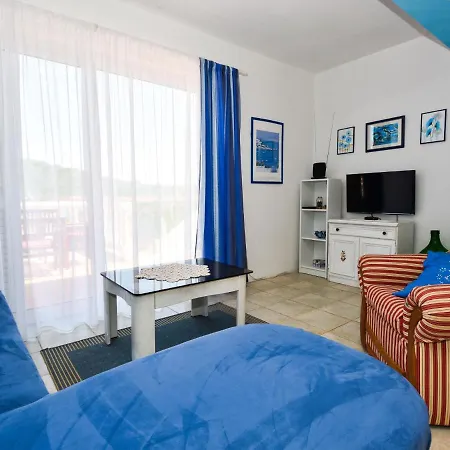 Cici By Interhome * Mali Iž