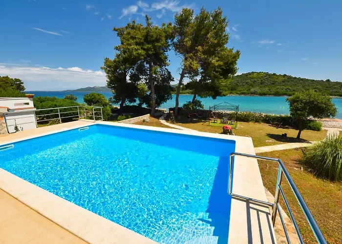 Cici By Interhome Holiday home Mali Iz