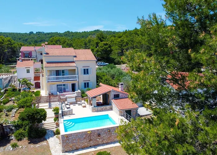 Cici By Interhome Holiday home Mali Iz