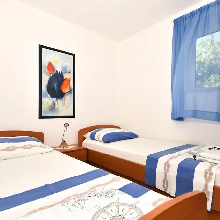Holiday home Cici By Interhome Mali Iz