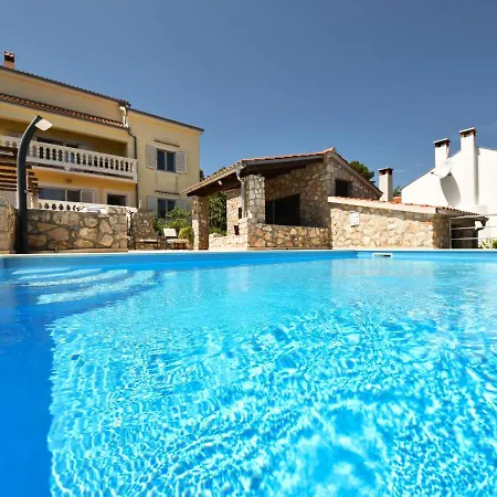 Cici By Interhome Vakantiehuis Mali Iž