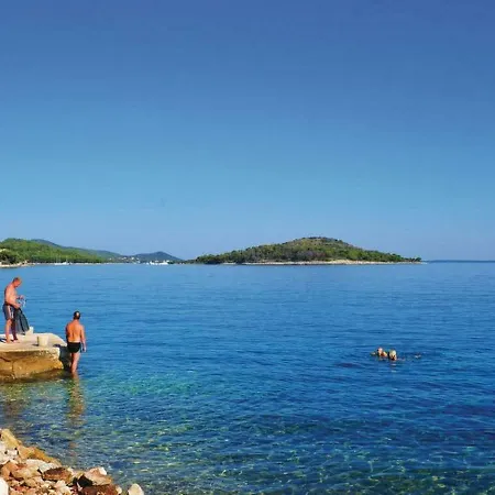 Cici By Interhome Vakantiehuis Mali Iž